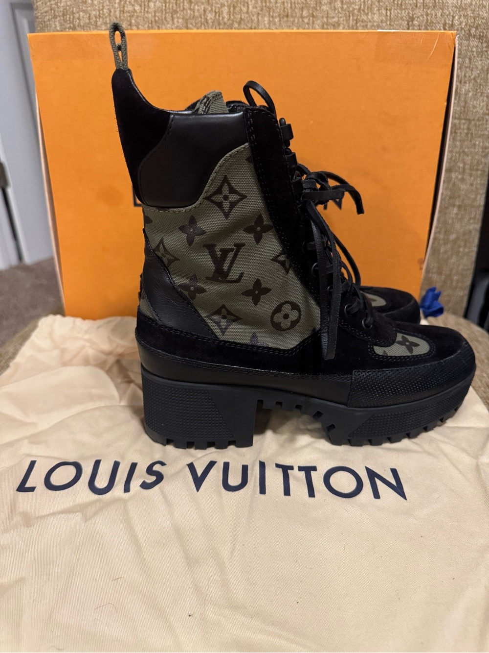 AUTHENTIC LV LOUIS VUITTON DESSERT MONOGRAM BOOTS SIZE 37 *Worn Only Once*